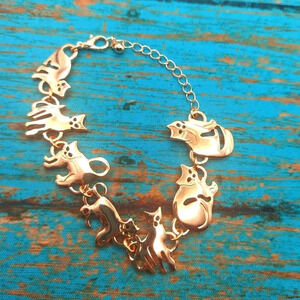 NWOT Rose gold Cat Charm Bracelet